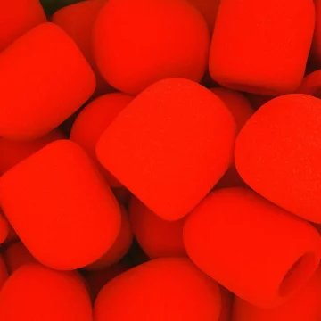 DE Vrhunska spužva za mikrofon, crvena, 7 cm, velika, s brtvenom ogrlicom za žičane i bežične mikrofone