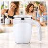 Netscroll Samo-miješajuća termo šalica, 400 ml,, za kavu, čaj ili kakao, automatsko miješanje, MixMug