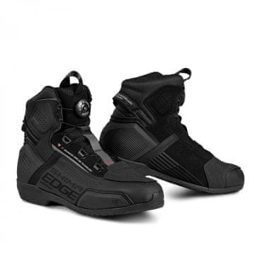 Shima EDGE VENTED CRNE CIPELE 43