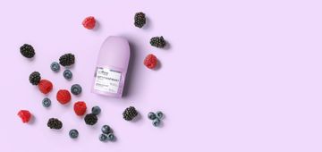Flo antiperspirant roll-on s mirisom šumskog voća 50 ml