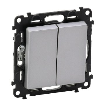 LEGRAND Valena Life aluminium - łącznik świecznikowy