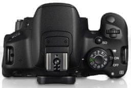 Canon digitalni fotoaparat EOS 700D EF S 18 135 mm IS STM f 3 5