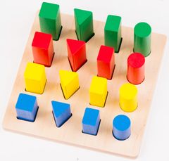 Montessori pomůcky Ljestve - geometrijska tijela