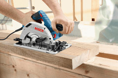 BOSCH Professional GKS 55 + GCE ručna kružna pila