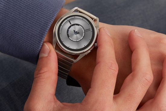 Emporio Armani ART5006 pametni sat, srebrna | MALL.HR 