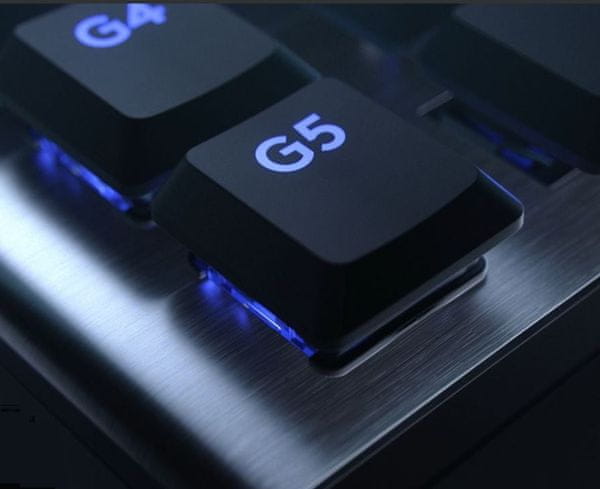 Logitech G815