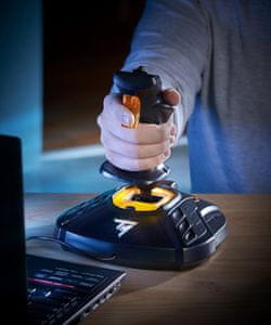 Thrustmaster T16000M FCS joystick