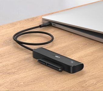 UGREEN USB-C na SATA adapter