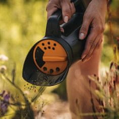 Fiskars Solid posipač gnojiva, pijeska, soli (1057076)