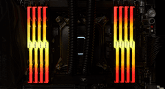 G.Skill Trident Z memorija RAM, RGB, DDR4, 64GB, 8x8GB, 4000MHz, CL18, 1.35V, XMP 2.0 (F4-4000C18Q2-64GTZR)