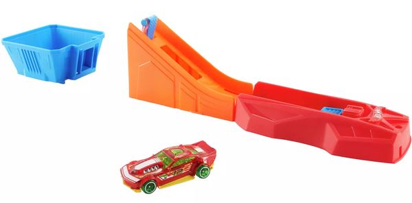  Hot Wheels Flip Ripper staza za kaskadere, s pokretačem  