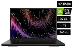 Razer Blade 18 gaming prijenosno računalo (RZ09-0484SEH3-R3E1)