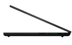 Razer Blade 18 gaming prijenosno računalo (RZ09-0484SEH3-R3E1)