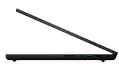 Razer Blade 18 gaming prijenosno računalo (RZ09-0484UEH4-R3E1)